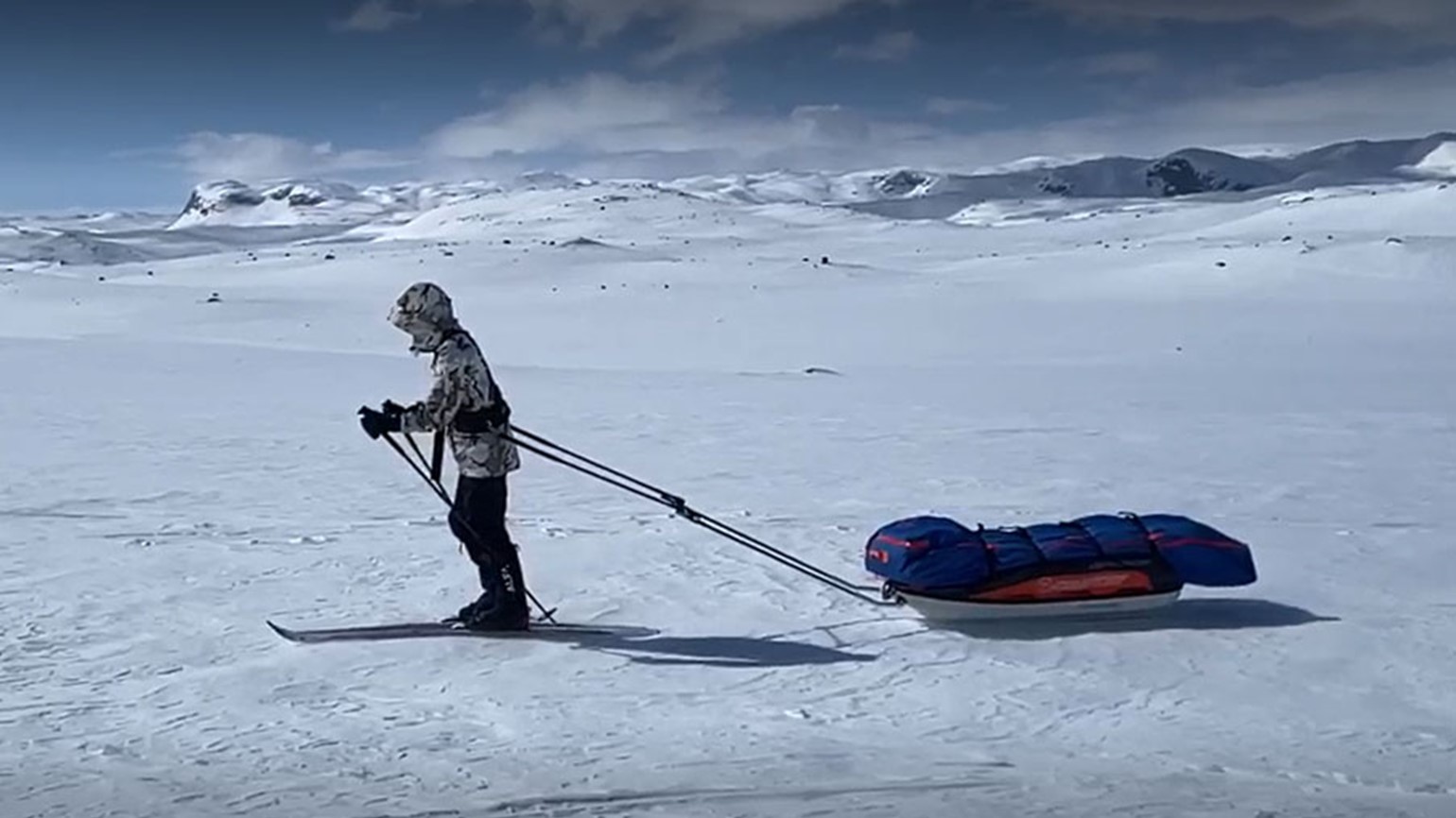 Silje Snow Walk Header